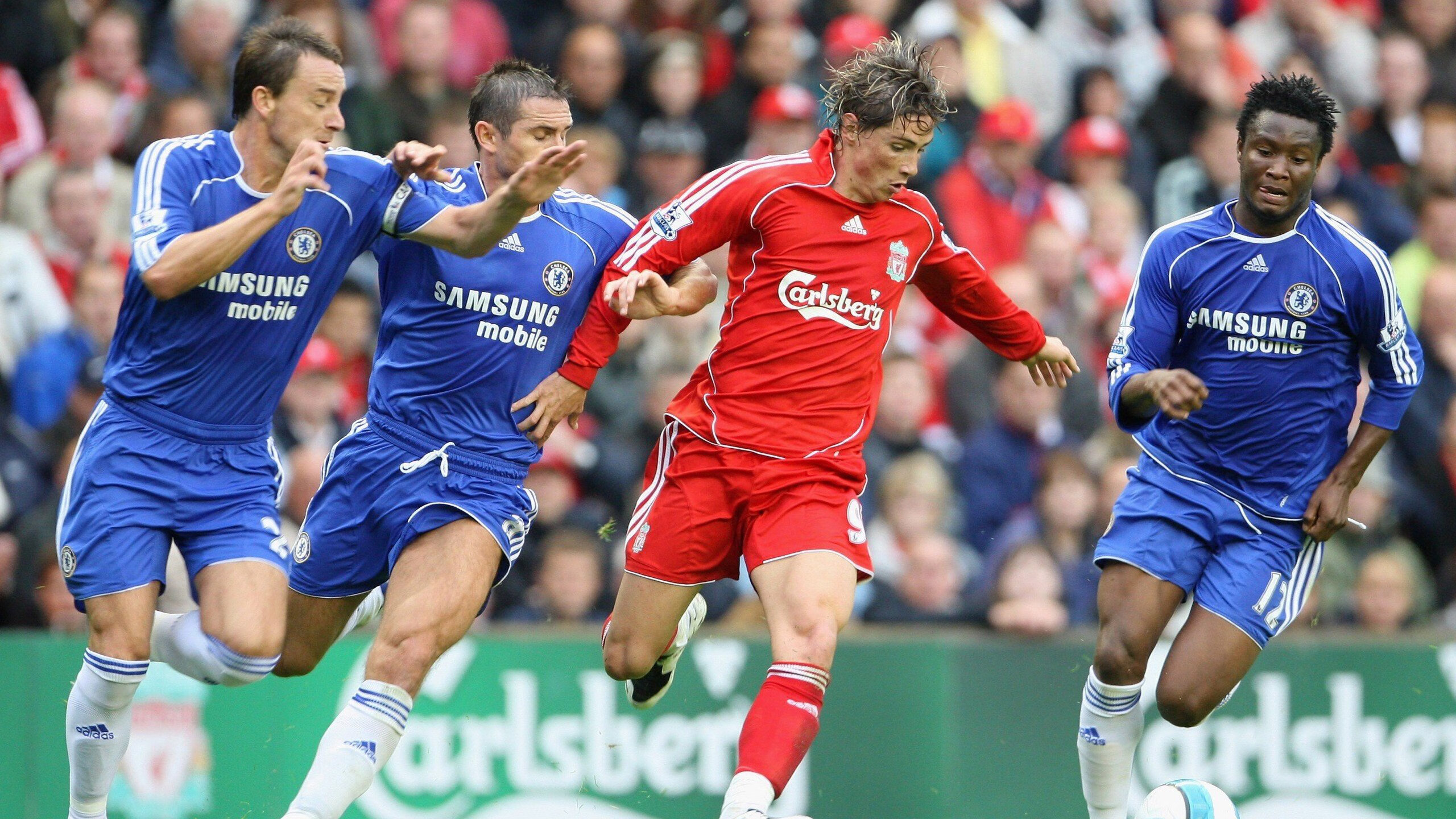 英超裁判语义模型提升多语境判罚准确率，英超裁判服装